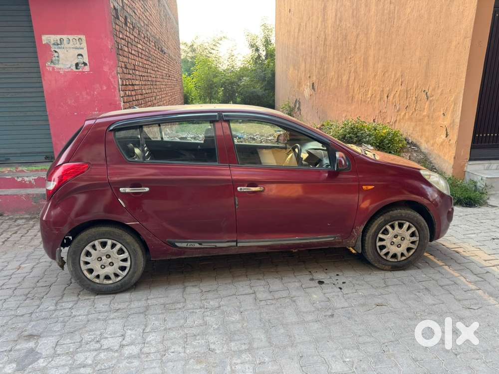 Hyundai I20 Model 2011 Year