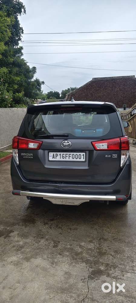 Toyota Innova Crysta 2018