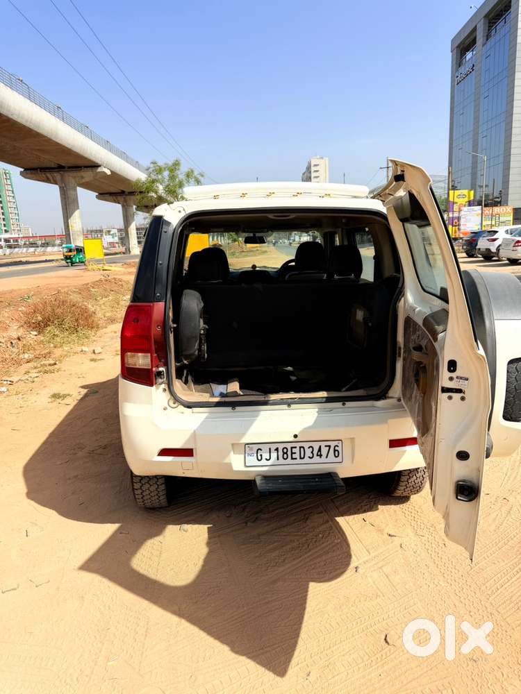 Mahindra Tuv 300 2018 Diesel Well Maintained