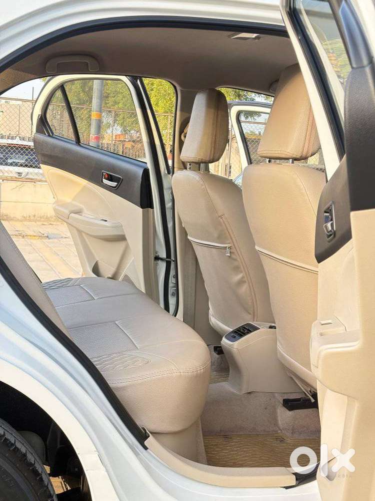 Maruti Suzuki Swift Dzire Vxi(o) Mt, 2022, Petrol