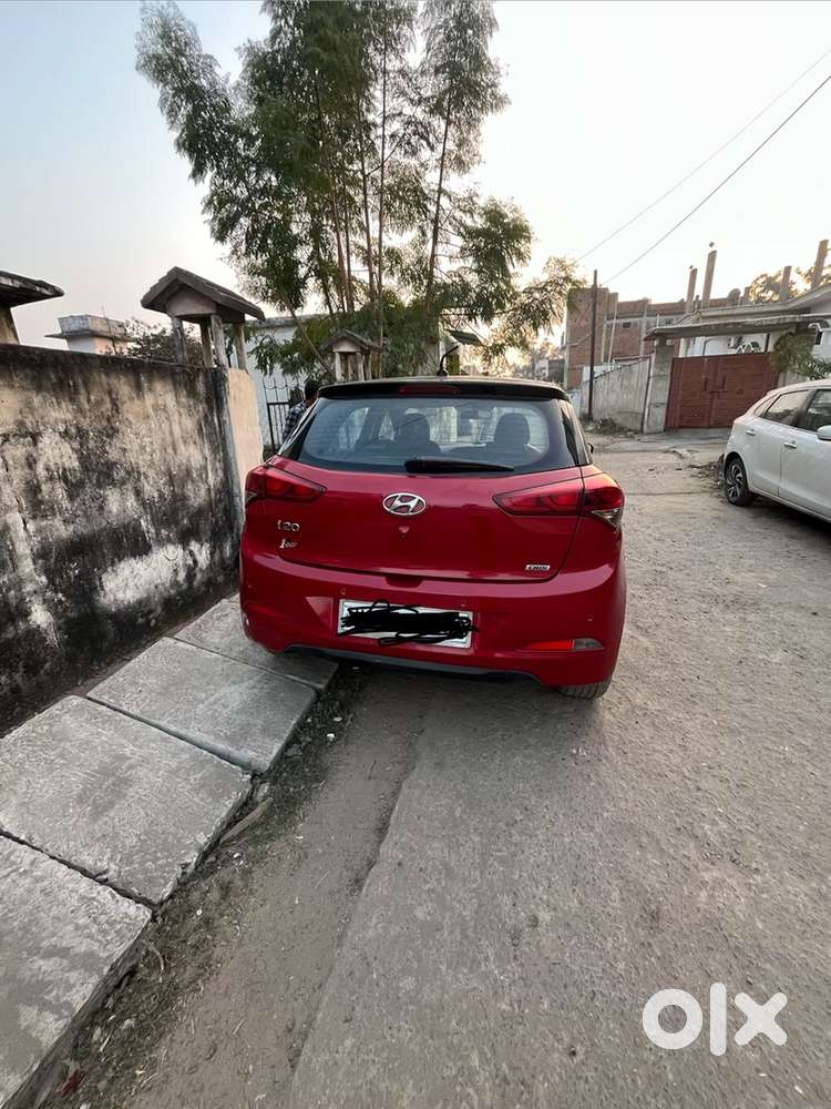 Hyundai I20 2015 Diesel 80000 Km Driven