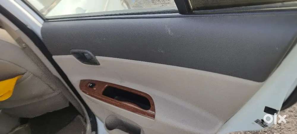 Hyundai Verna 2011