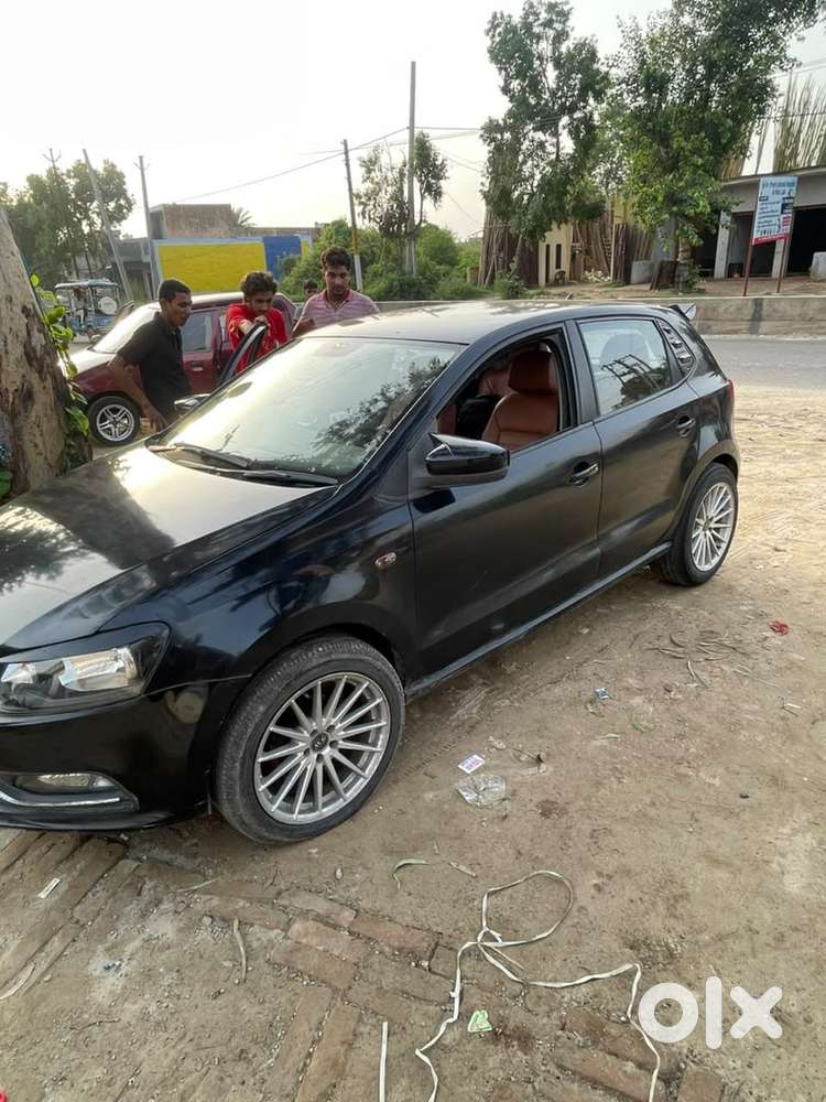 Volkswagen Polo 2011 Car