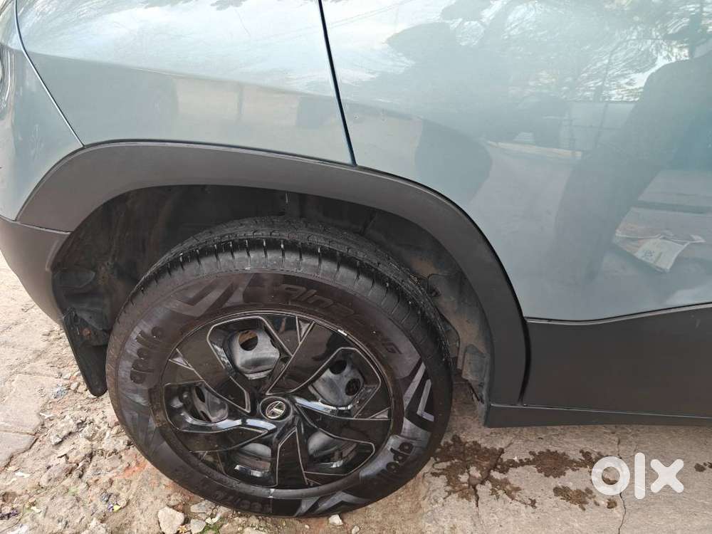 Tata Punch 2023 Petrol Adv Rhythm Amt