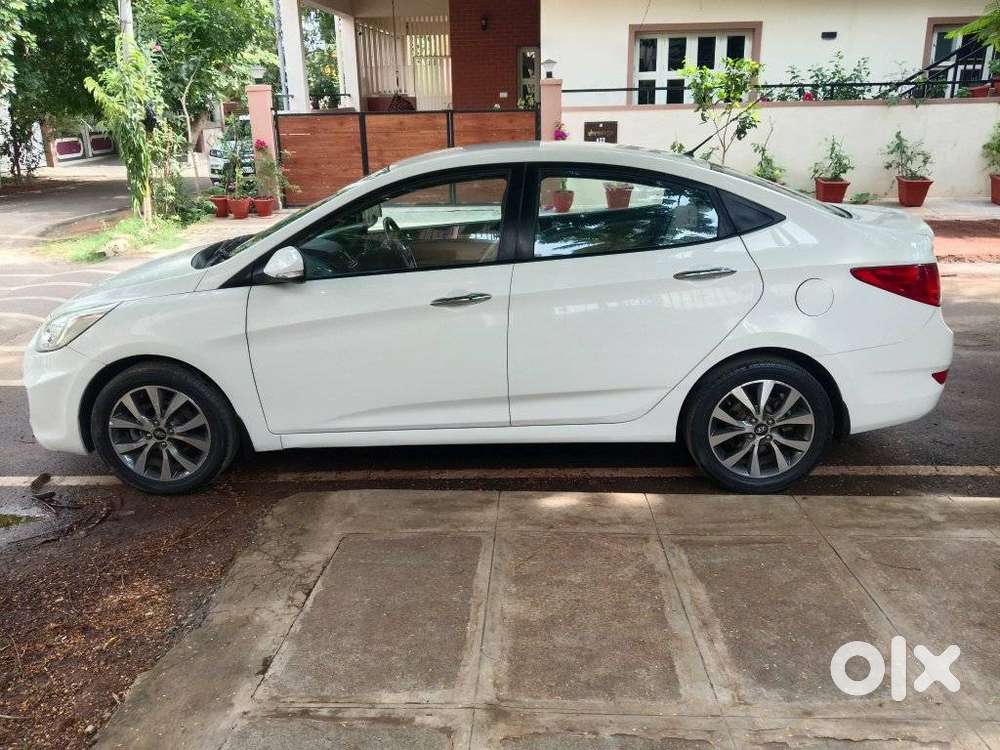 Hyundai Verna Fluidic 1.6 Crdi Sx Opt, 2014, Diesel