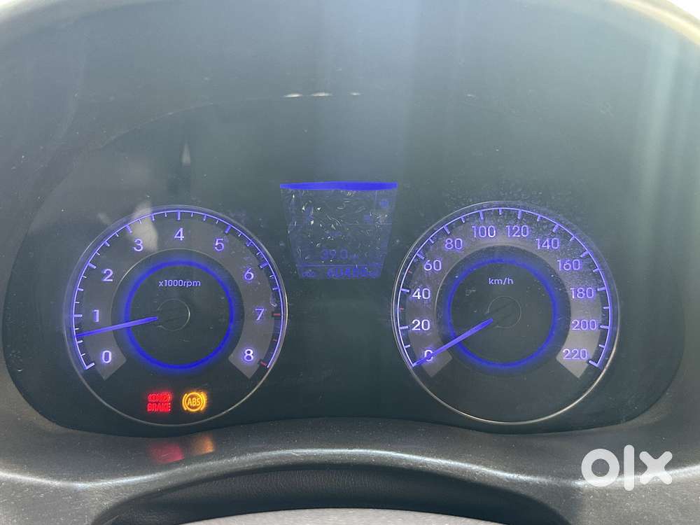 Hyundai Verna Fluidic 1.6 Vtvt Sx, 2013, Petrol