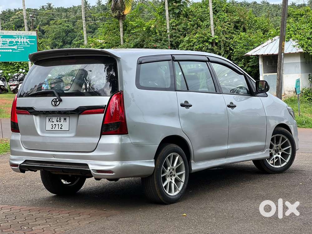 Toyota Innova 2.5 Ev Cs 7 Str Bsiv, 2010, Diesel