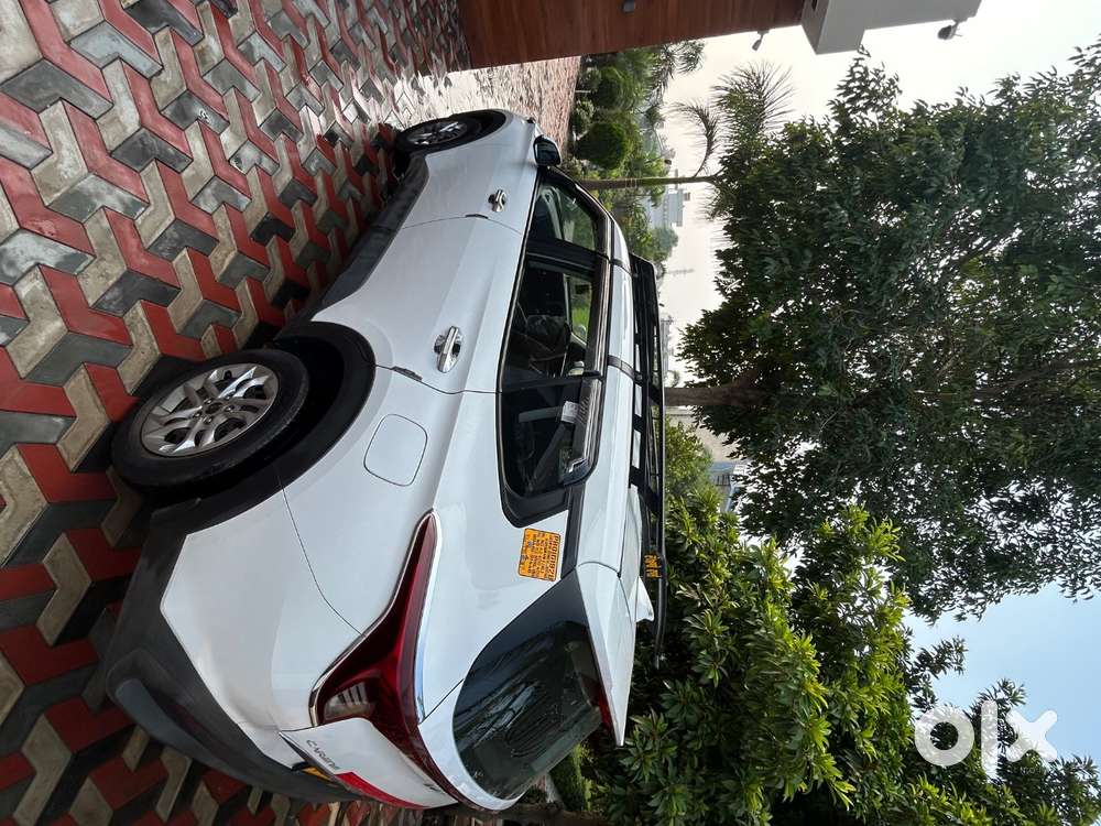 Kia Carens Premium Diesel 2025