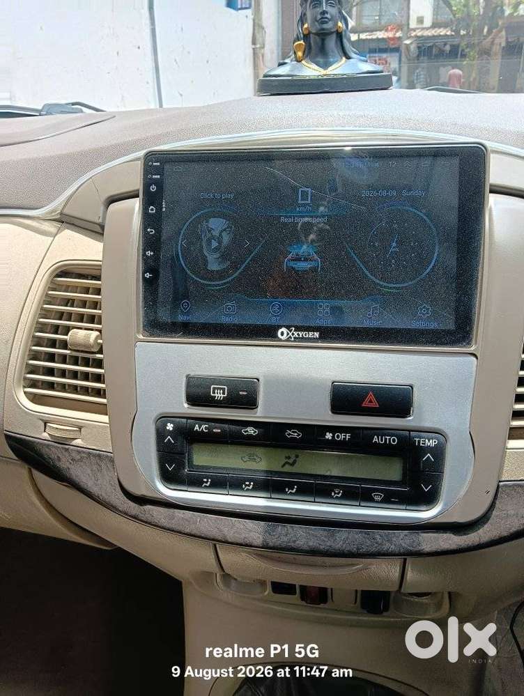 Toyota Innova 2.5 Z Diesel 7 Seater Bs Iv, 2014, Diesel