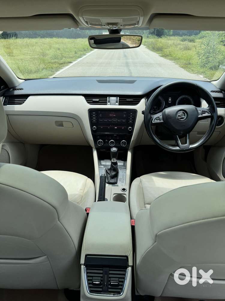Skoda Octavia 1.8 TSI AT L K, 2020, Petrol