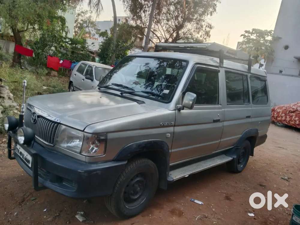 Toyota Qualis 2003 Diesel Well Maintained