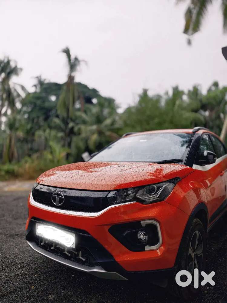 Tata Nexon Xza+ Diesel Automatic