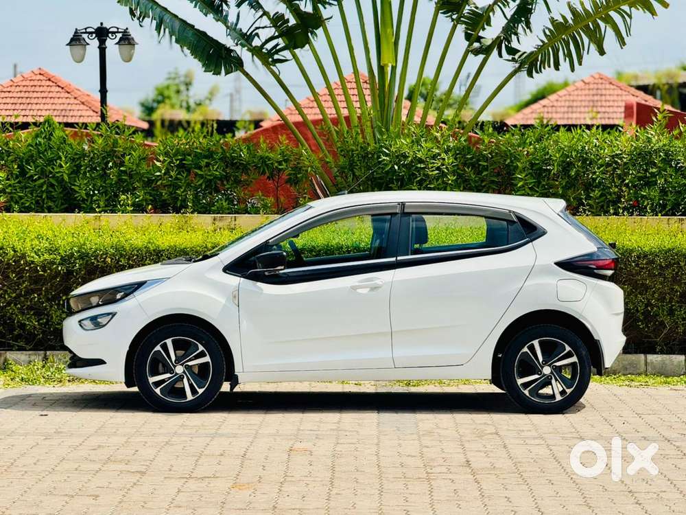 Tata Altroz 1.5 Xz Plus Diesel, 2023, Diesel