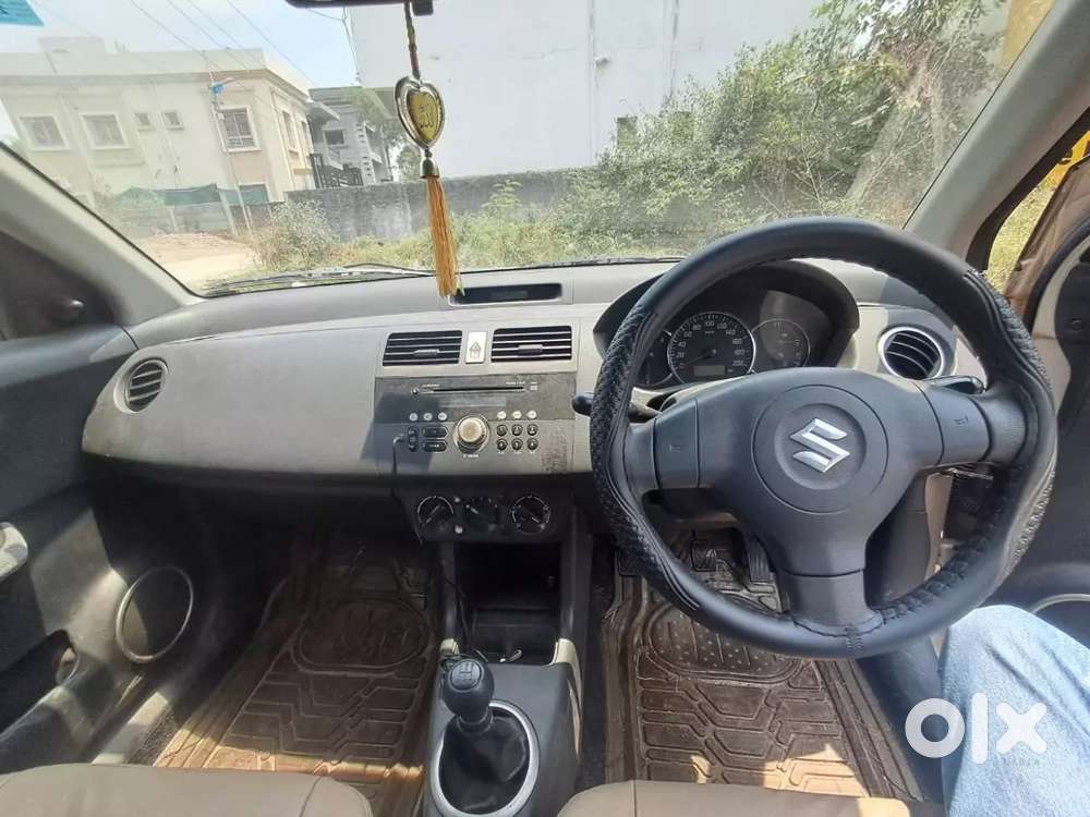 Maruti Suzuki Swift Dzire