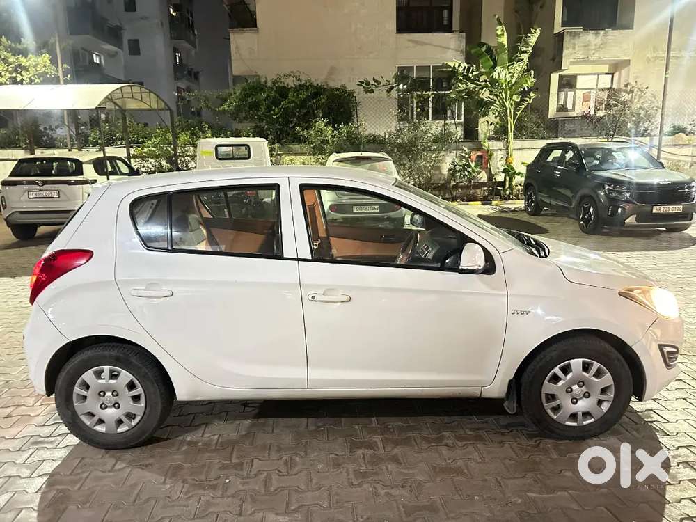 Hyundai I20 2013 Petrol Well Maintained