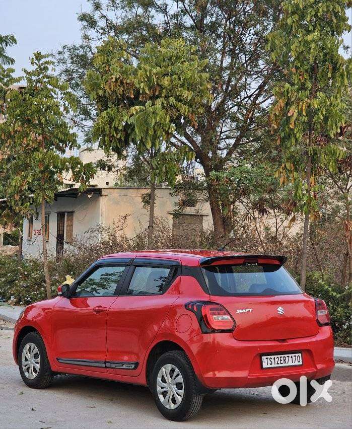 Maruti Suzuki Swift Vvt Vxi, 2021, Petrol