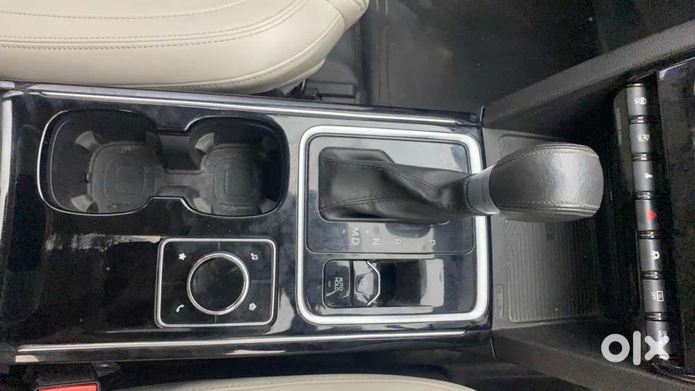 Mahindra Xuv700 2.2 Ax 7 Diesel At Str Awd, 2023, Diesel