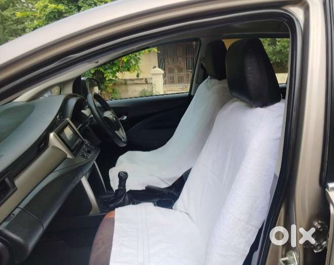 Toyota Innova Crysta 2.4 Gx Mt 8s, 2017, Diesel