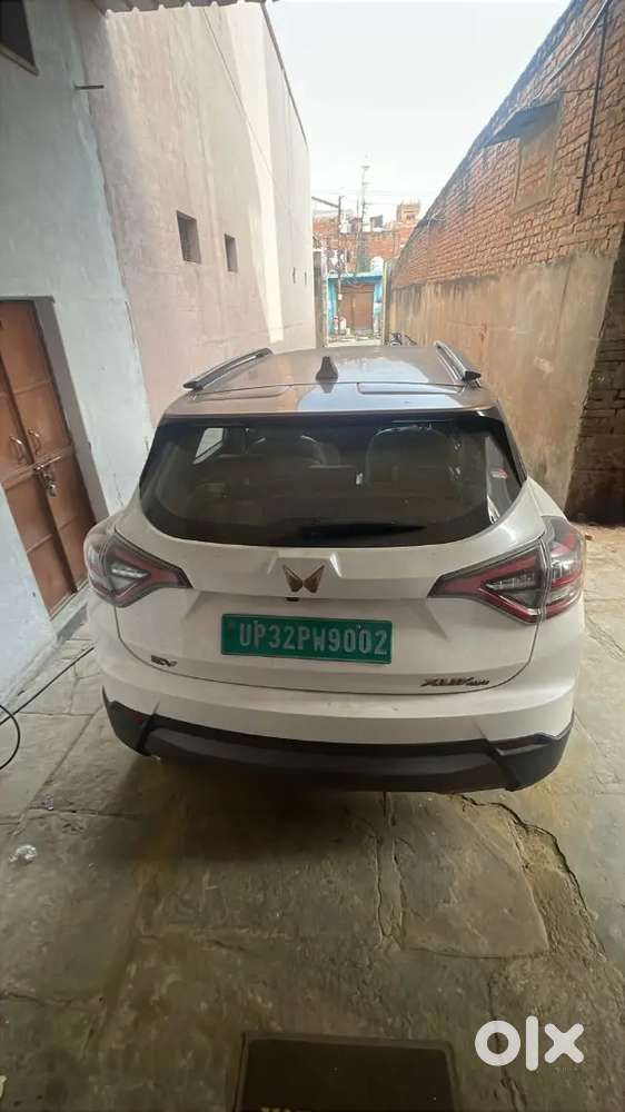 Mahindra Xuv400 Ev 2024 Electric Well Maintained