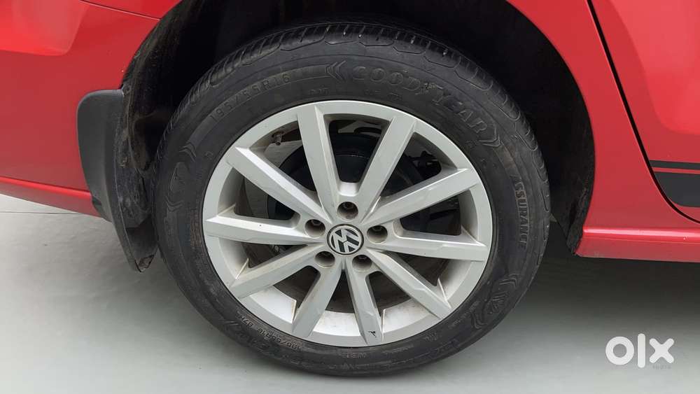 Volkswagen Vento 1.2l Tsi Highline Plus At Petrol, 2018, Petrol