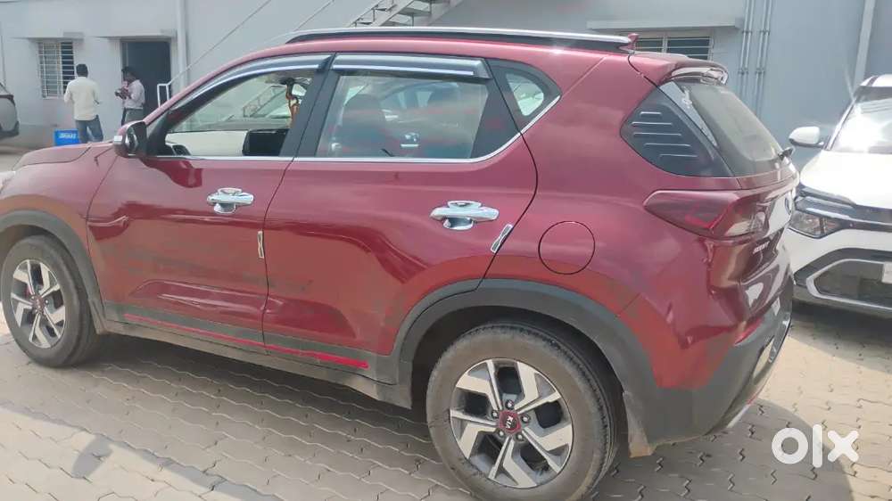 Single Hand Car ,show Room Condition With Only Tyres To Be Changed