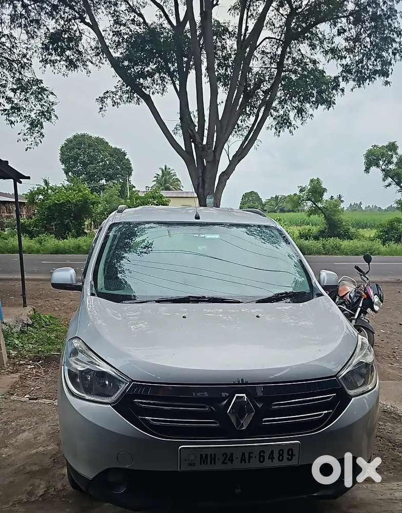 Renault Lodgy 2015 Diesel 240000 Km Driven