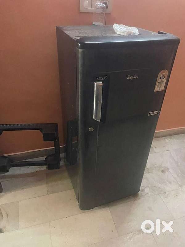 Single door fridge