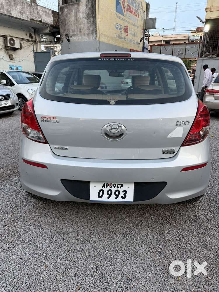 Hyundai I20 Sportz Option 1.4 Crdi, 2012, Diesel