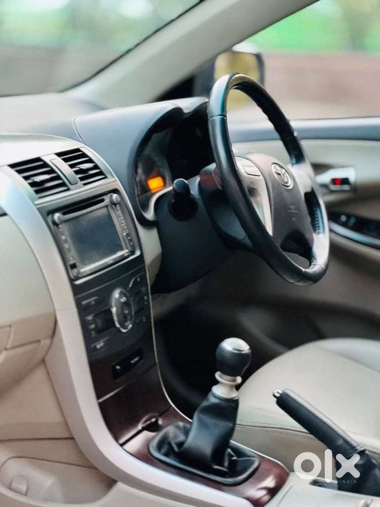 Toyota Corolla Altis G, 2013, Petrol