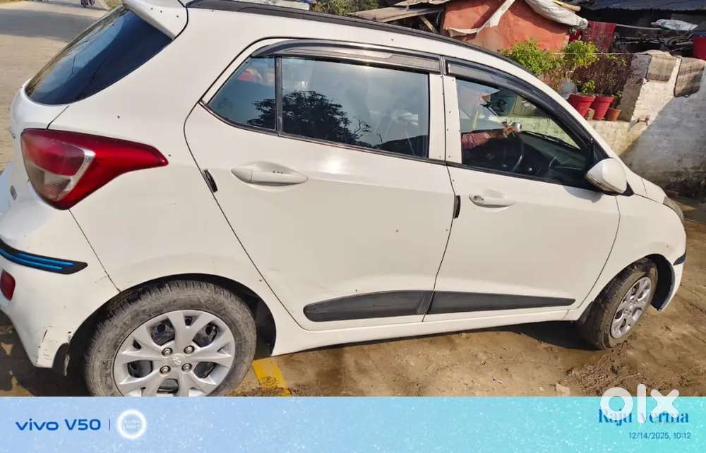 Hyundai Grand I10 2016 Petrol Well Maintained