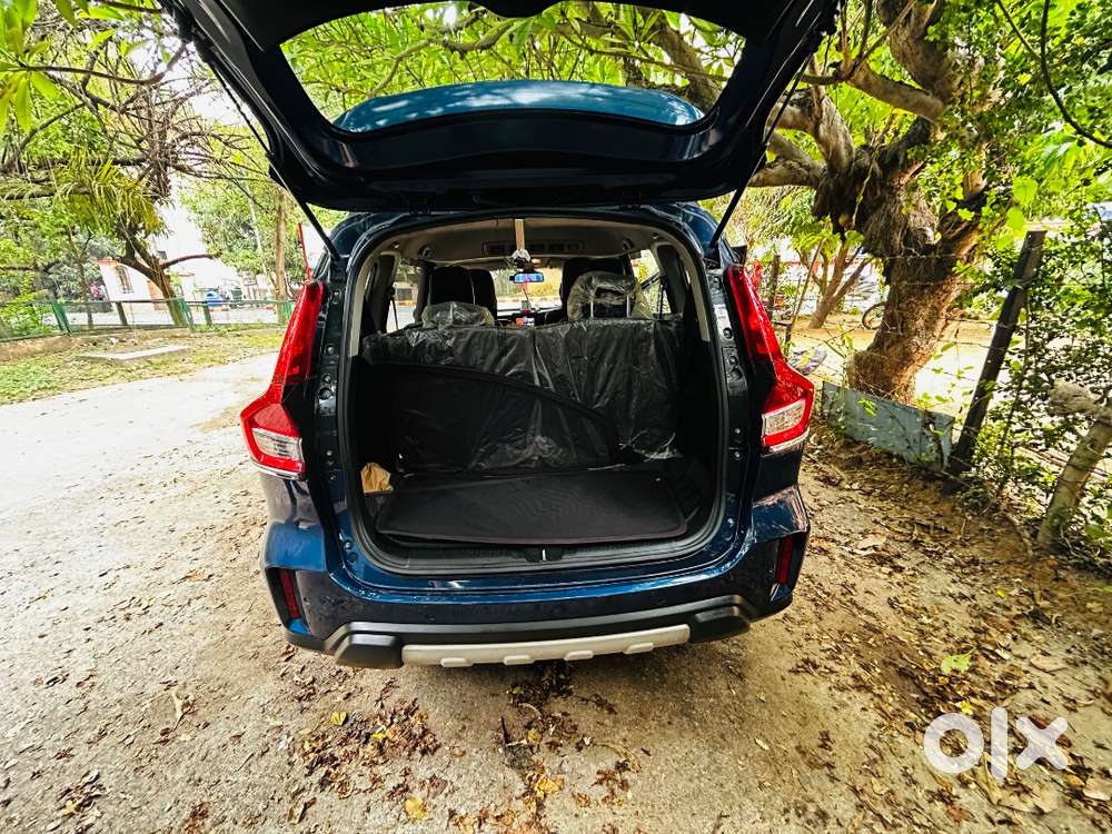 Maruti Suzuki Xl6 Alpha+ Smart Hybrid (top Model)  2021  ₹10,00,000
