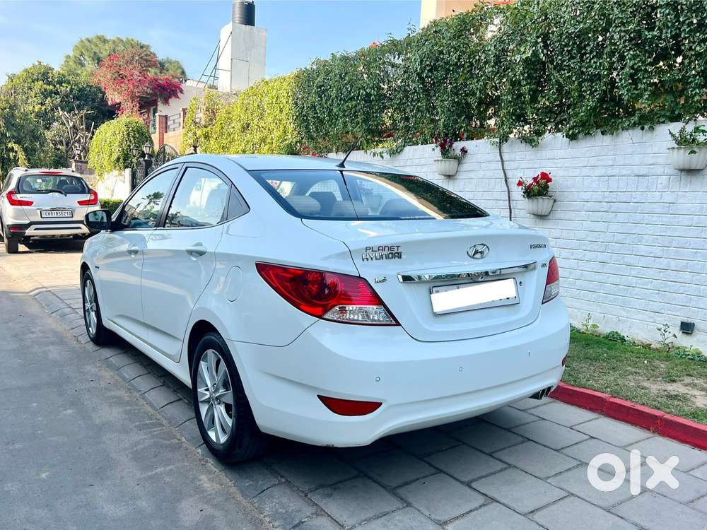 Hyundai Verna 1.6 Sx (o) Vtvt, 2012, Petrol