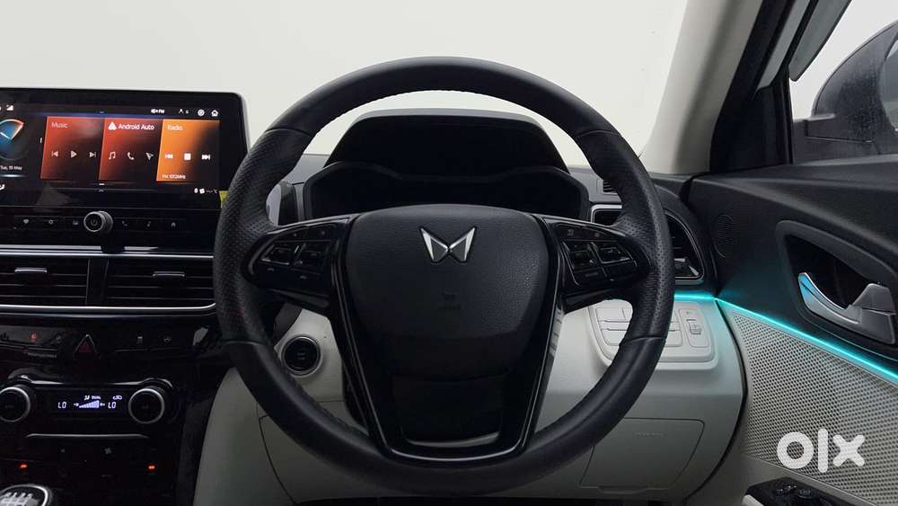 Mahindra Xuv 3xo Ax5 Ds Mt, 2024, Diesel