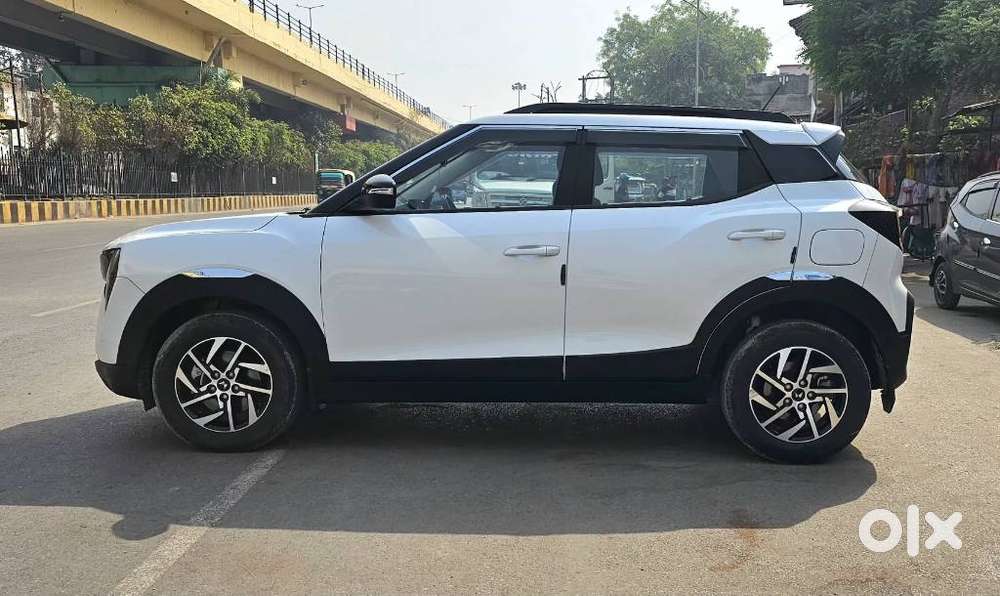 Mahindra Xuv 3xo Ax5 Ds Mt, 2025, Diesel