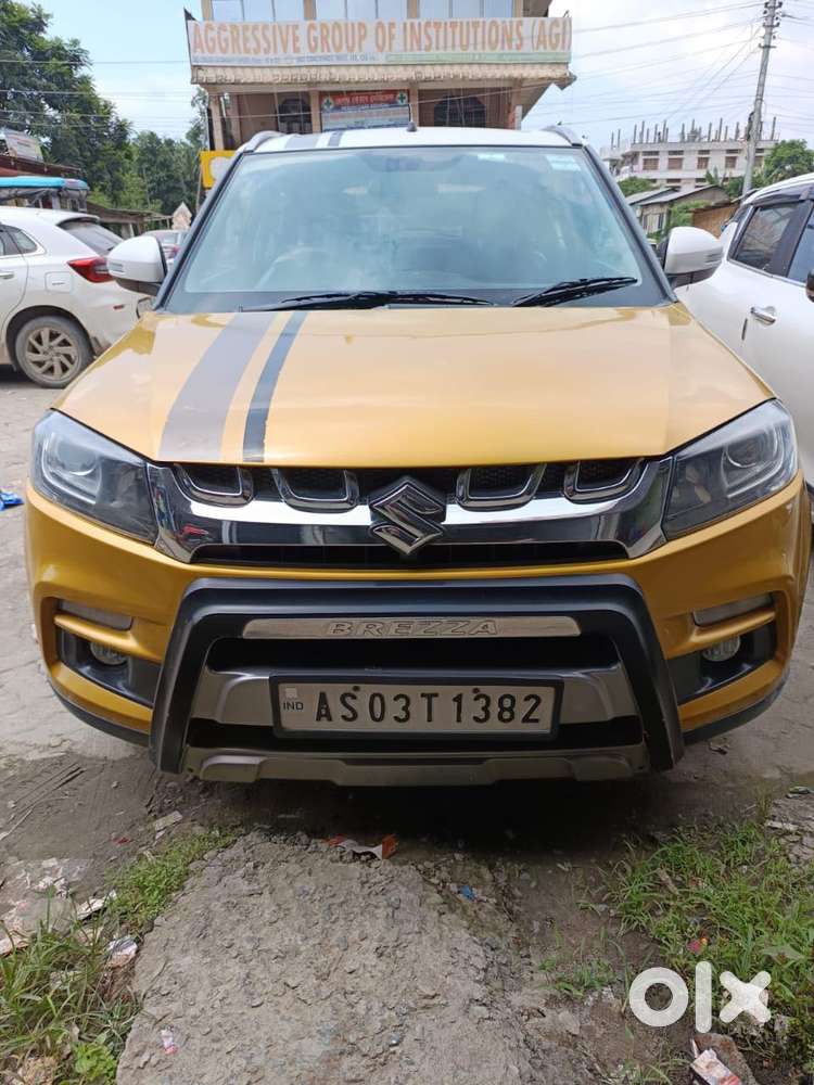 Maruti Suzuki Vitara Brezza 1.5 Zxi Plus Dual Tone, 2016, Diesel