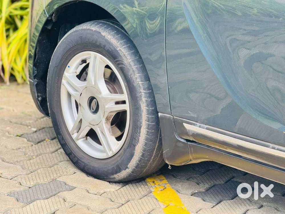 Mahindra Marazzo M6, 2019, Diesel