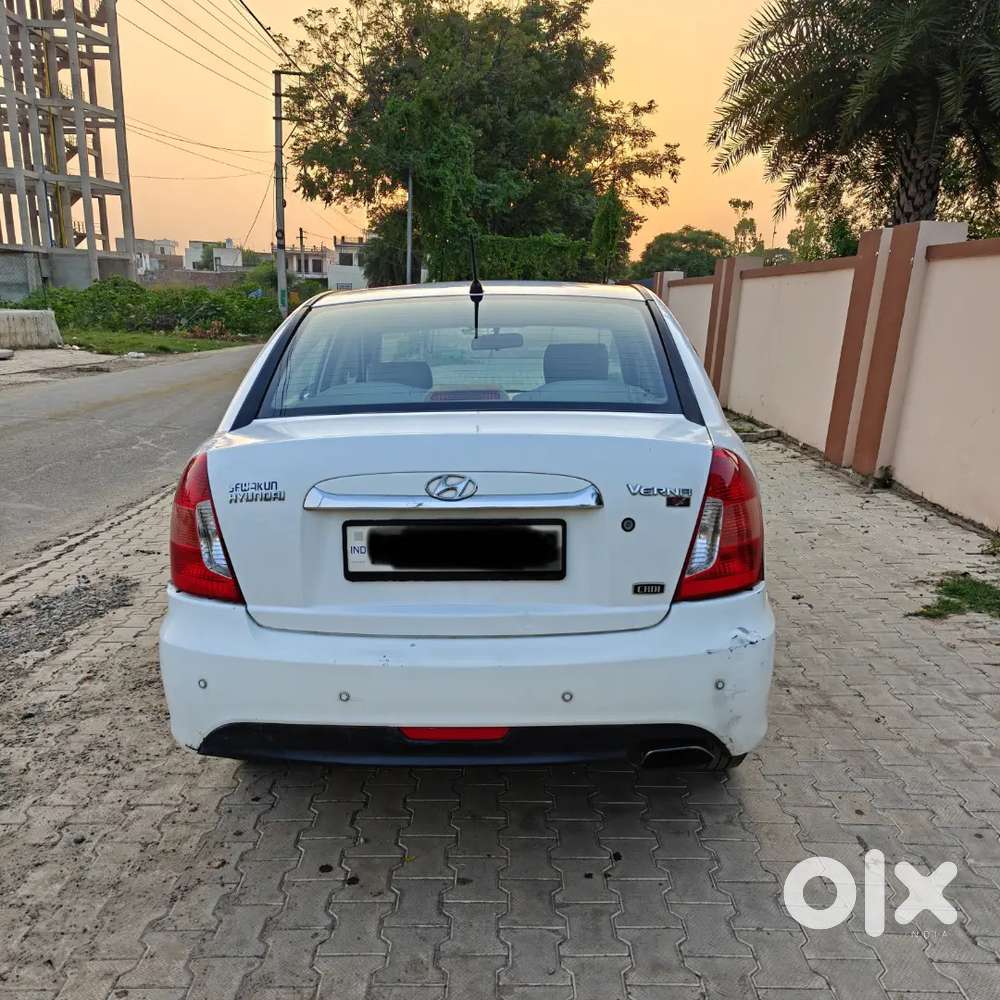 Hyundai Verna 1.5 Vgt 2010