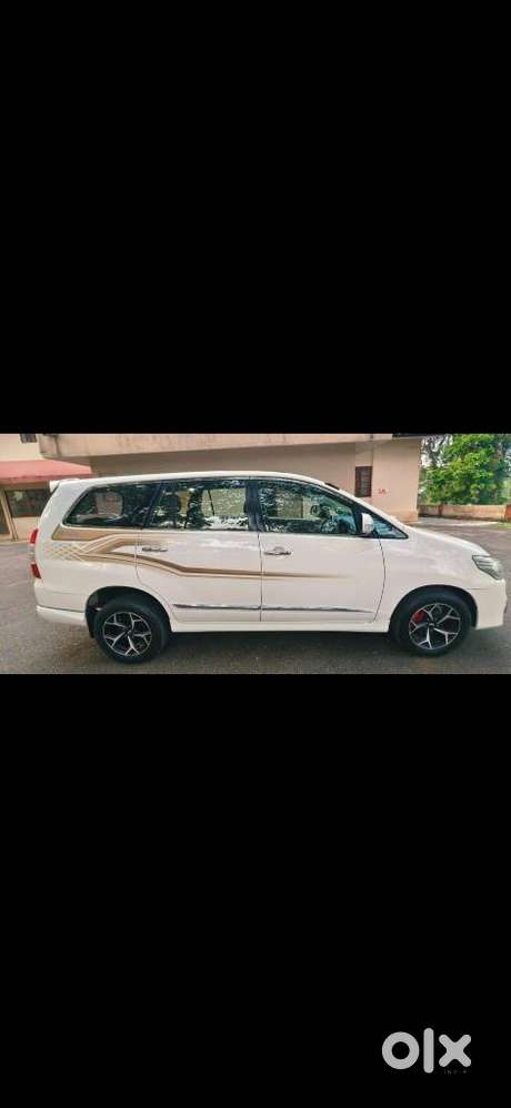 Toyota Innova 2.5 Z Diesel 7 Seater, 2016, Diesel