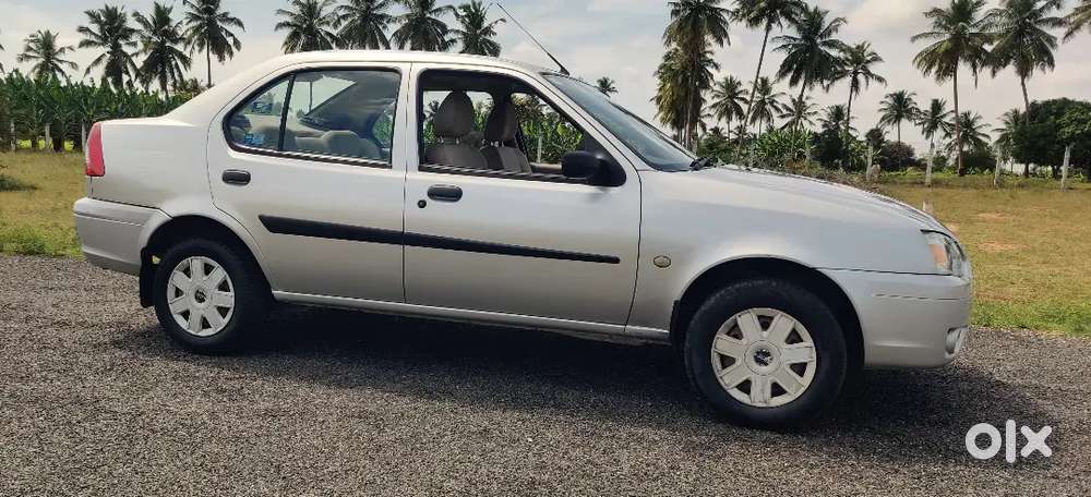 Ford Ikon 2010 Diesel 125000 Km Driven Good Condition