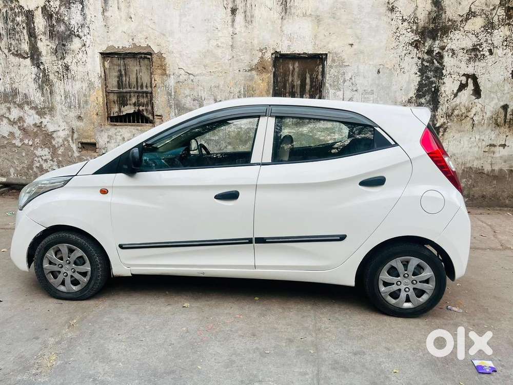Hyundai Eon 2016 Petrol 90000 Km Driven