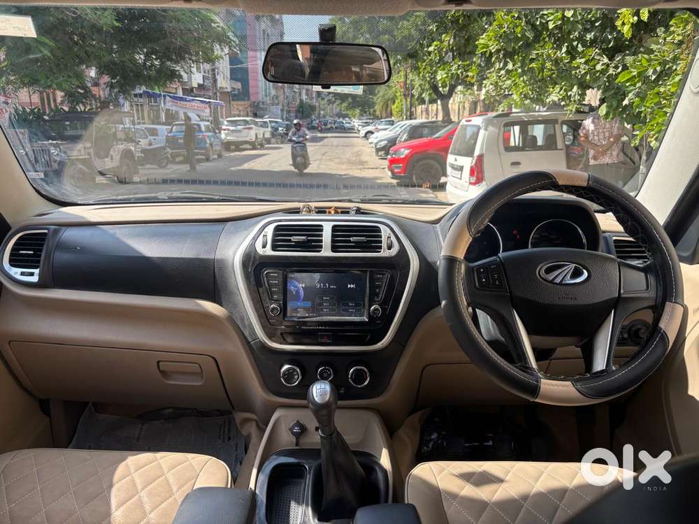 Mahindra Tuv 300 T10 Dual Tone, 2019, Diesel