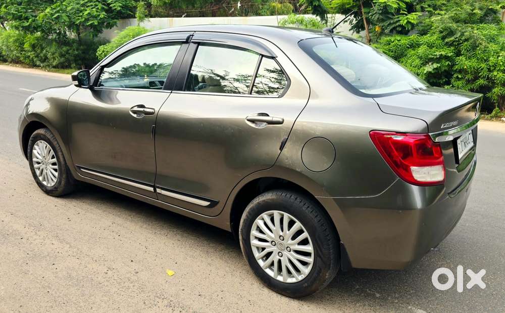 Maruti Suzuki Dzire Zxi Plus Ags, 2022, Petrol