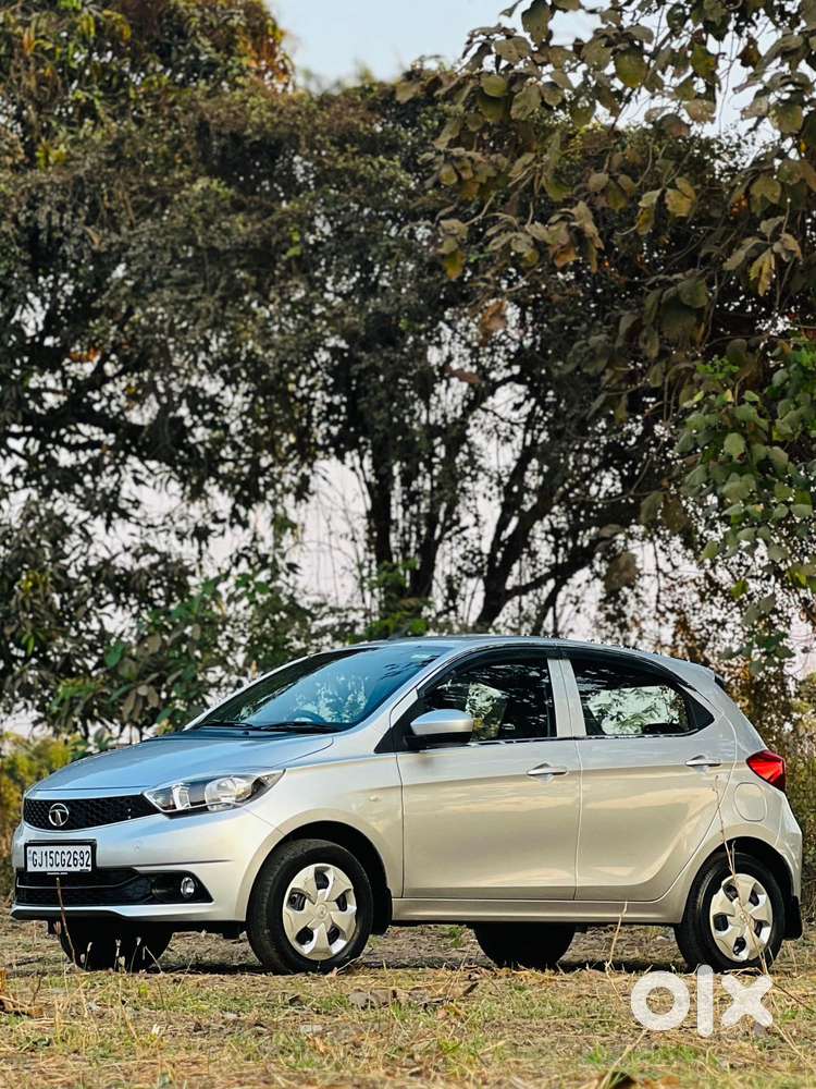 Tata Tiago 1.2 Revotron Xt (o), 2017, Petrol
