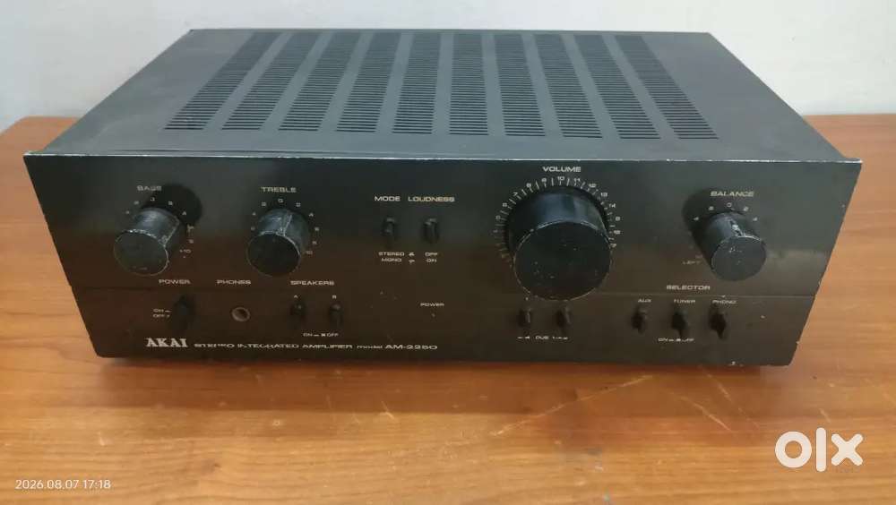 Akai stereo smplifir