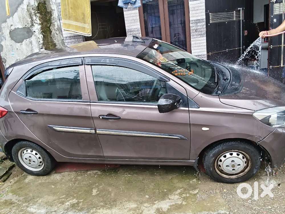 Tata Tiago Revotron 2018