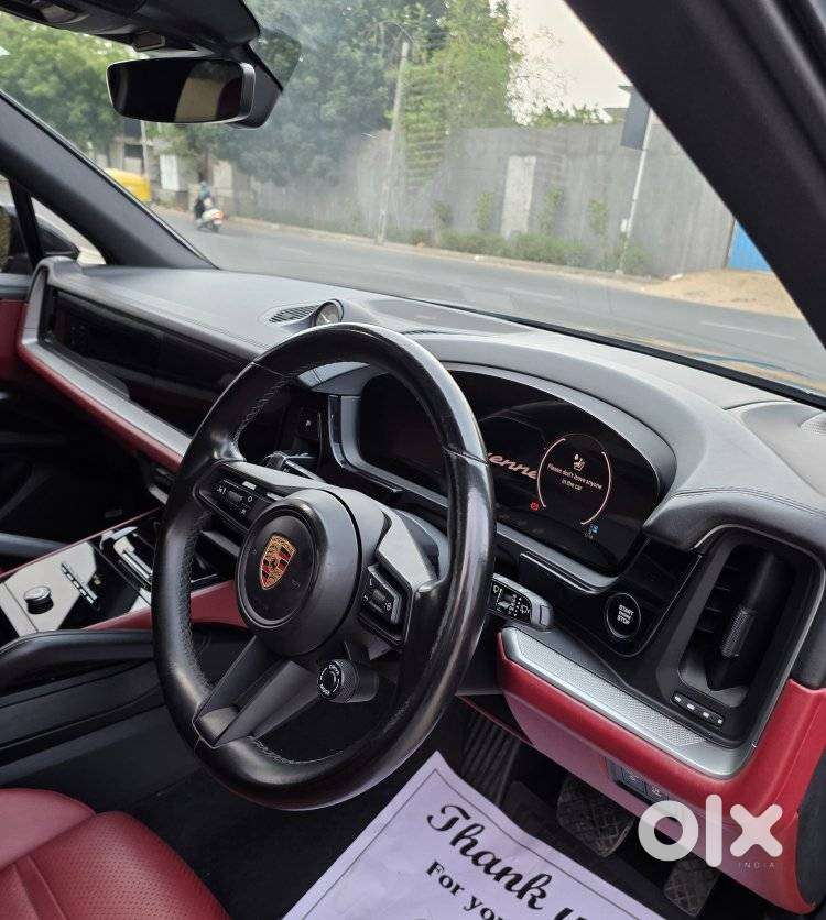 Porsche Cayenne S Tiptronic, 2024, Petrol