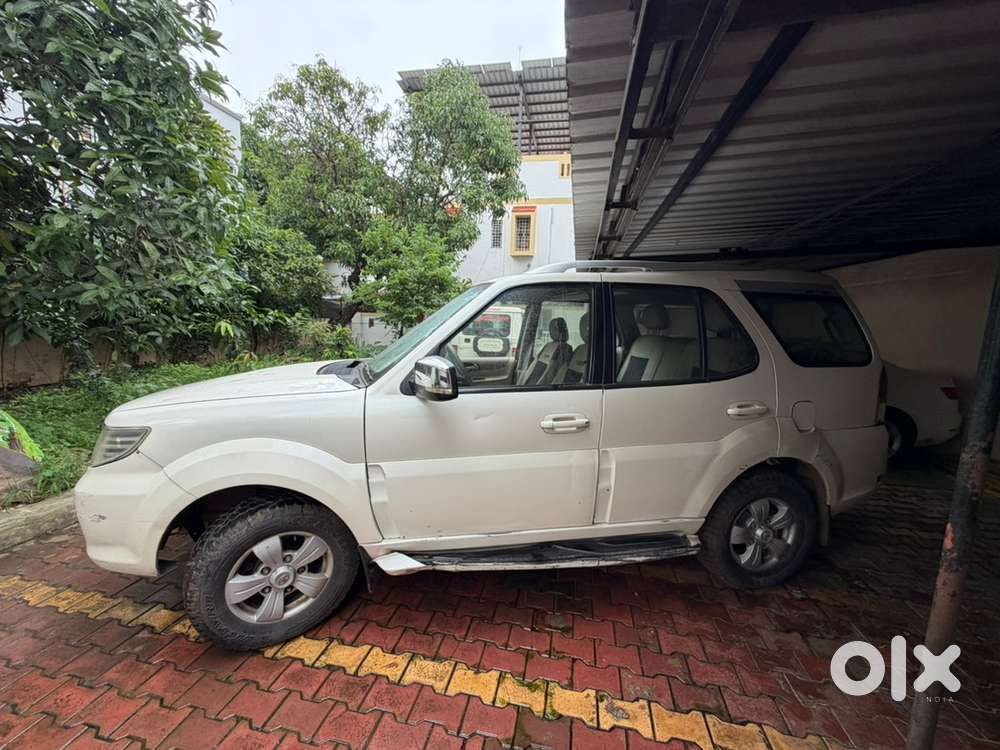 2013 Tata Safari Storme Vx 2.2 Diesel  2nd Owner  New At Tyres