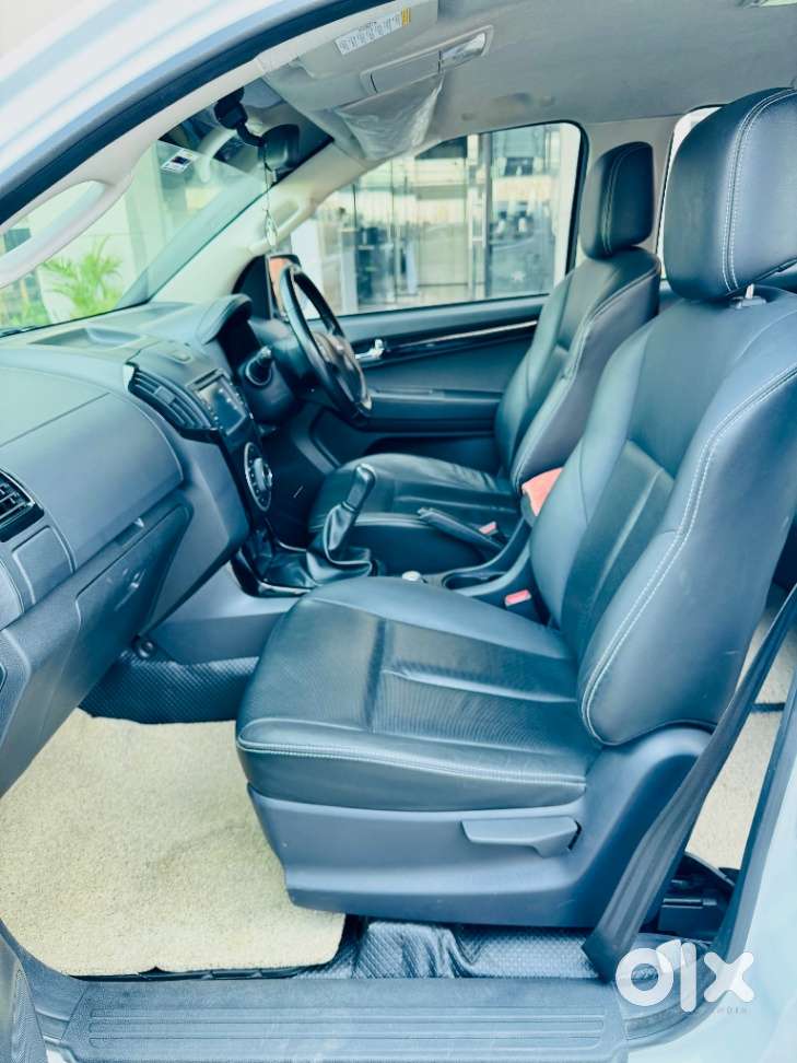 Isuzu V-cross Z 4x4 Mt, 2019, Diesel