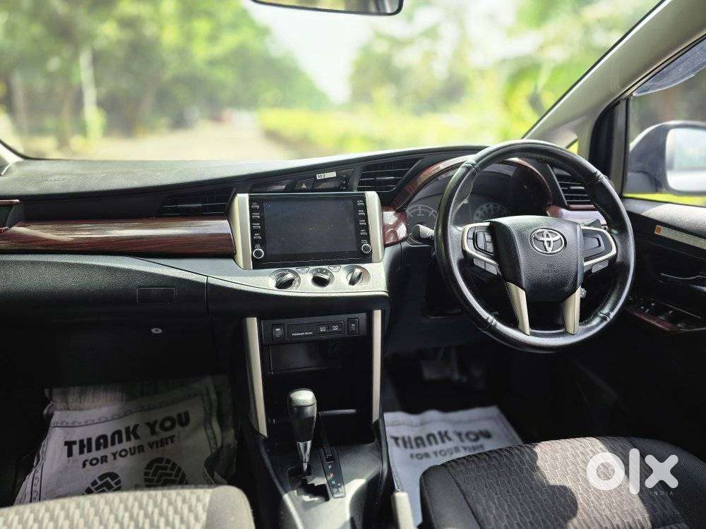 Toyota Innova Crysta [2020-ongoing] 2.4 Gx At 8 Str, 2022, Diesel