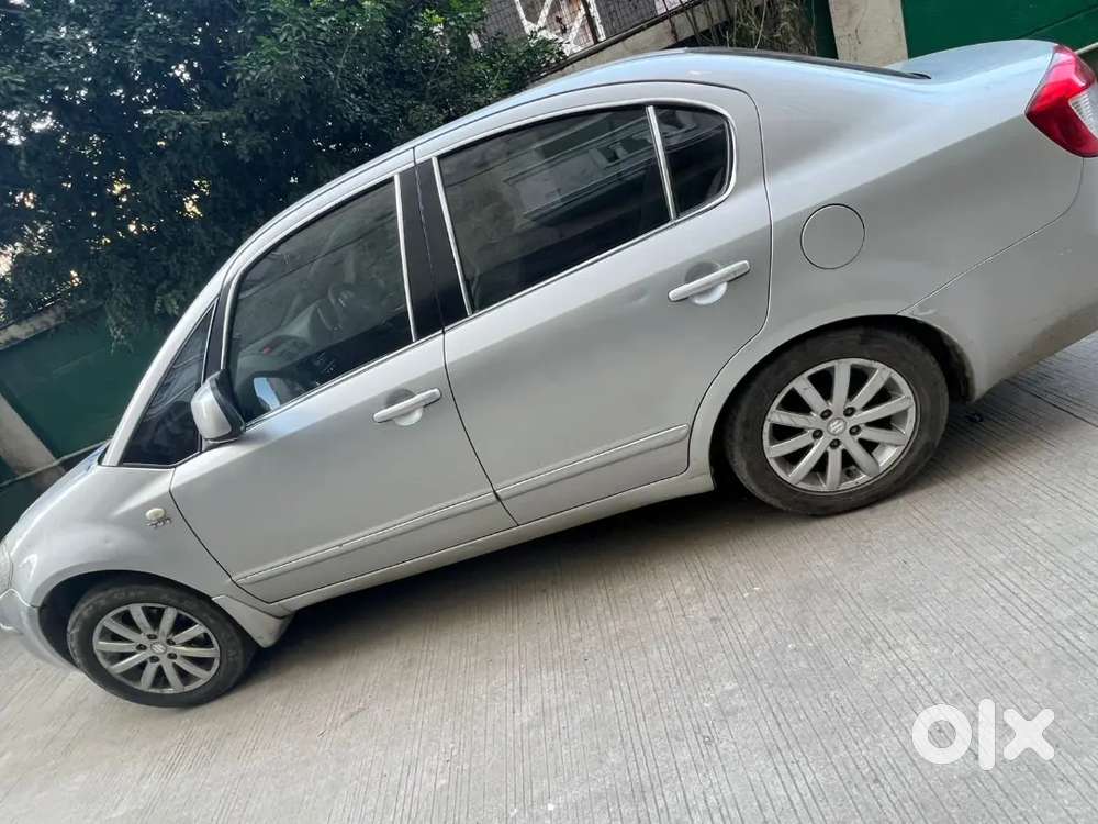 Maruti Suzuki Sx4 Zxi 2010 Manual Petrol